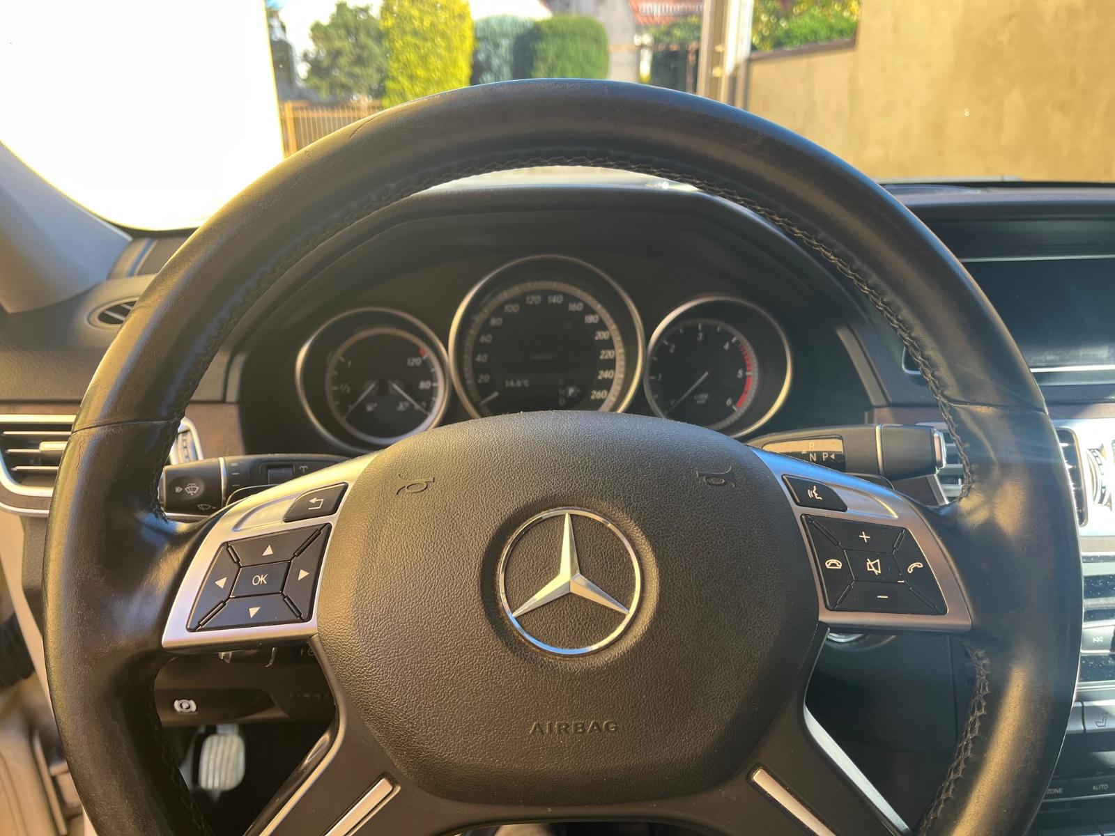 Mercedes-Benz E200 2014 — photo 8