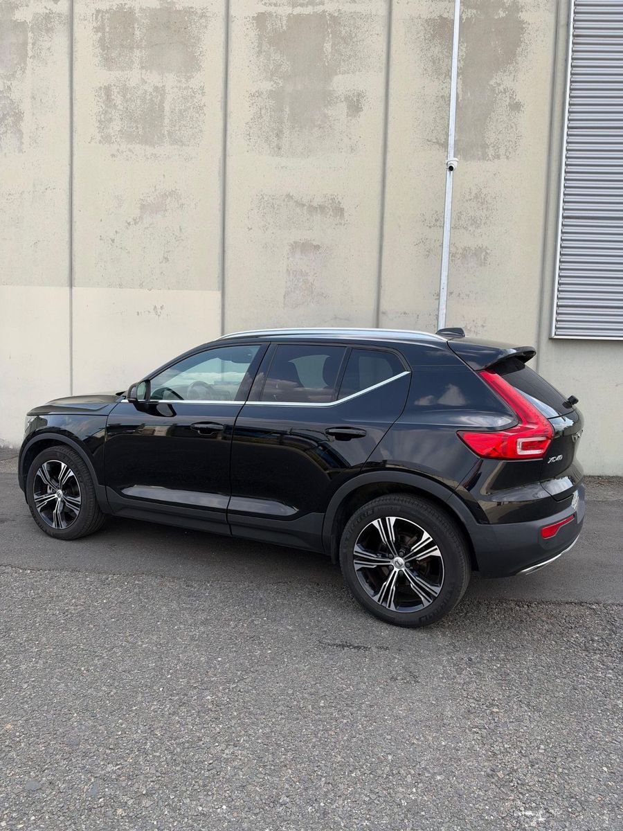Volvo XC40 T3 Geartronic FULL OPTIONAL imagem 3