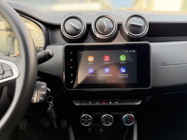 Fahrzeugabbildung Dacia Duster Comfort TCe 130 2WD +KLIMA+SHZ+PDC+CARPLA