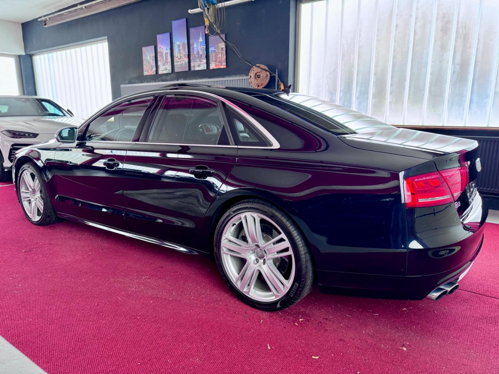 AUDI S8 - 4.0 - 519 ch - CARNET ENTRETIEN - CERAMIQUE AV AR