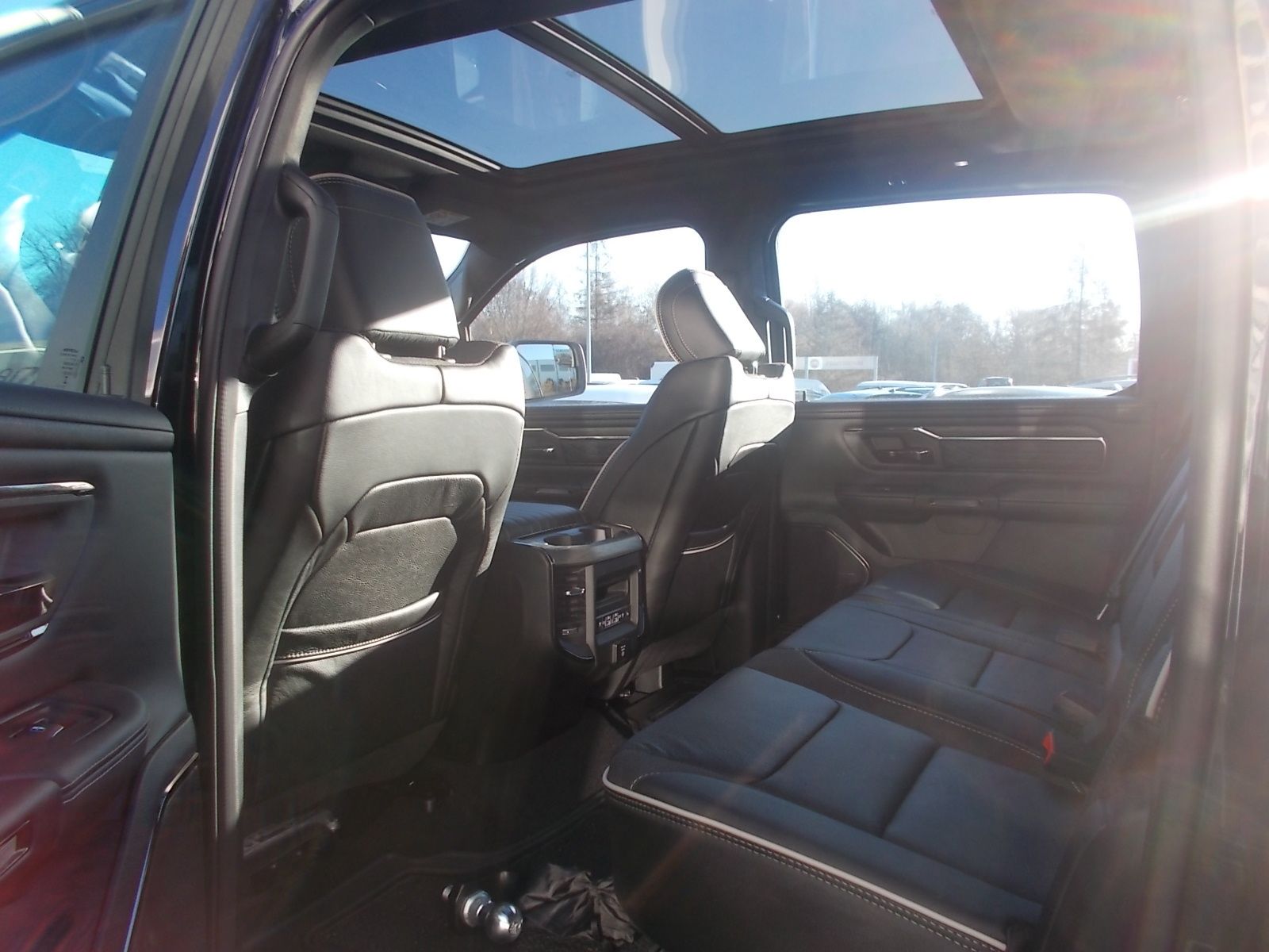 Fahrzeugabbildung Dodge RAM 1500 Limited Night 3.0 l I6 HO 100