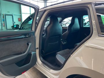 Skoda Superb Combi Sportline 4x4 *1.HAND*19%MWST.*ALCA