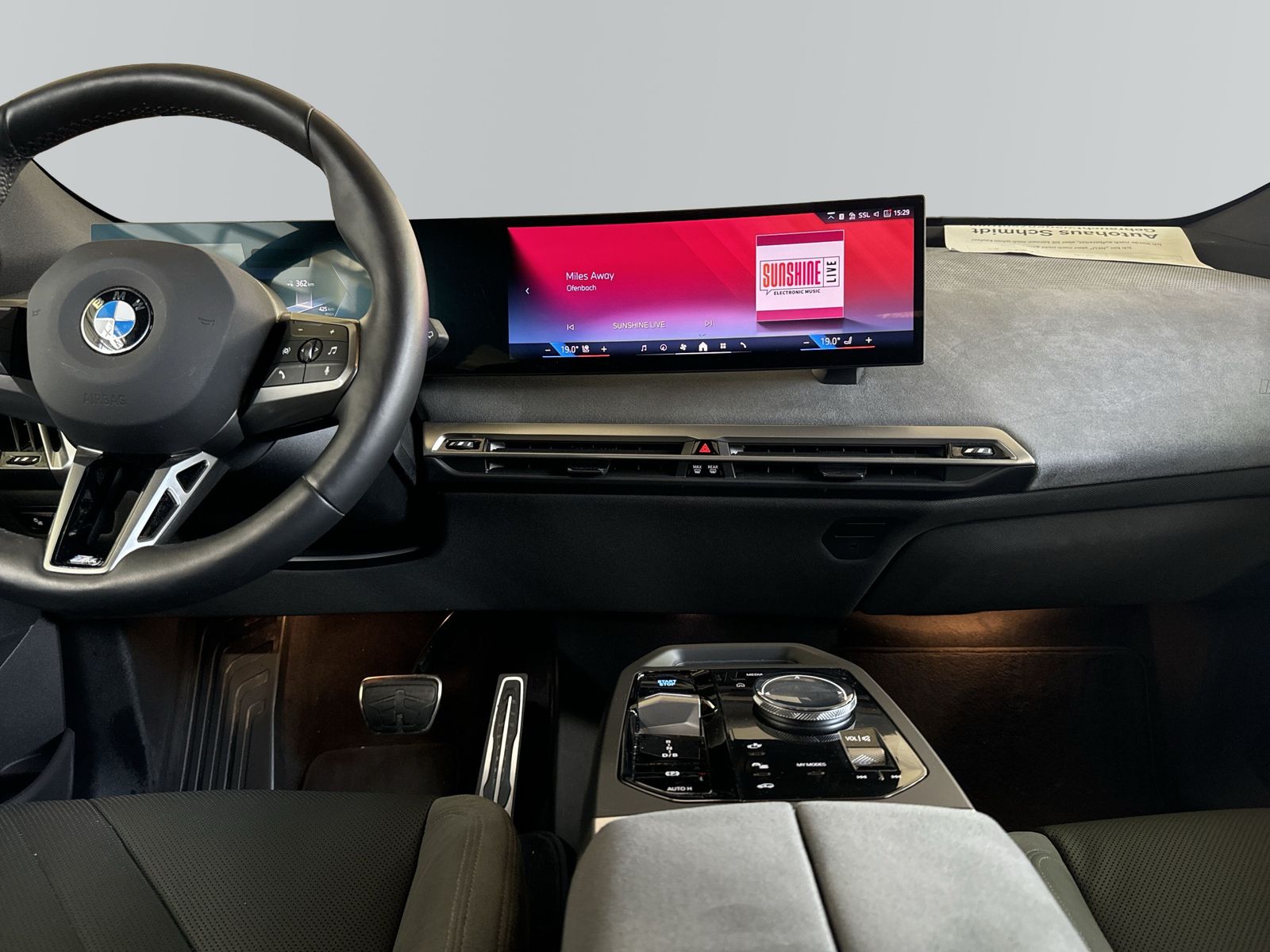 BMW iX - Bild 13
