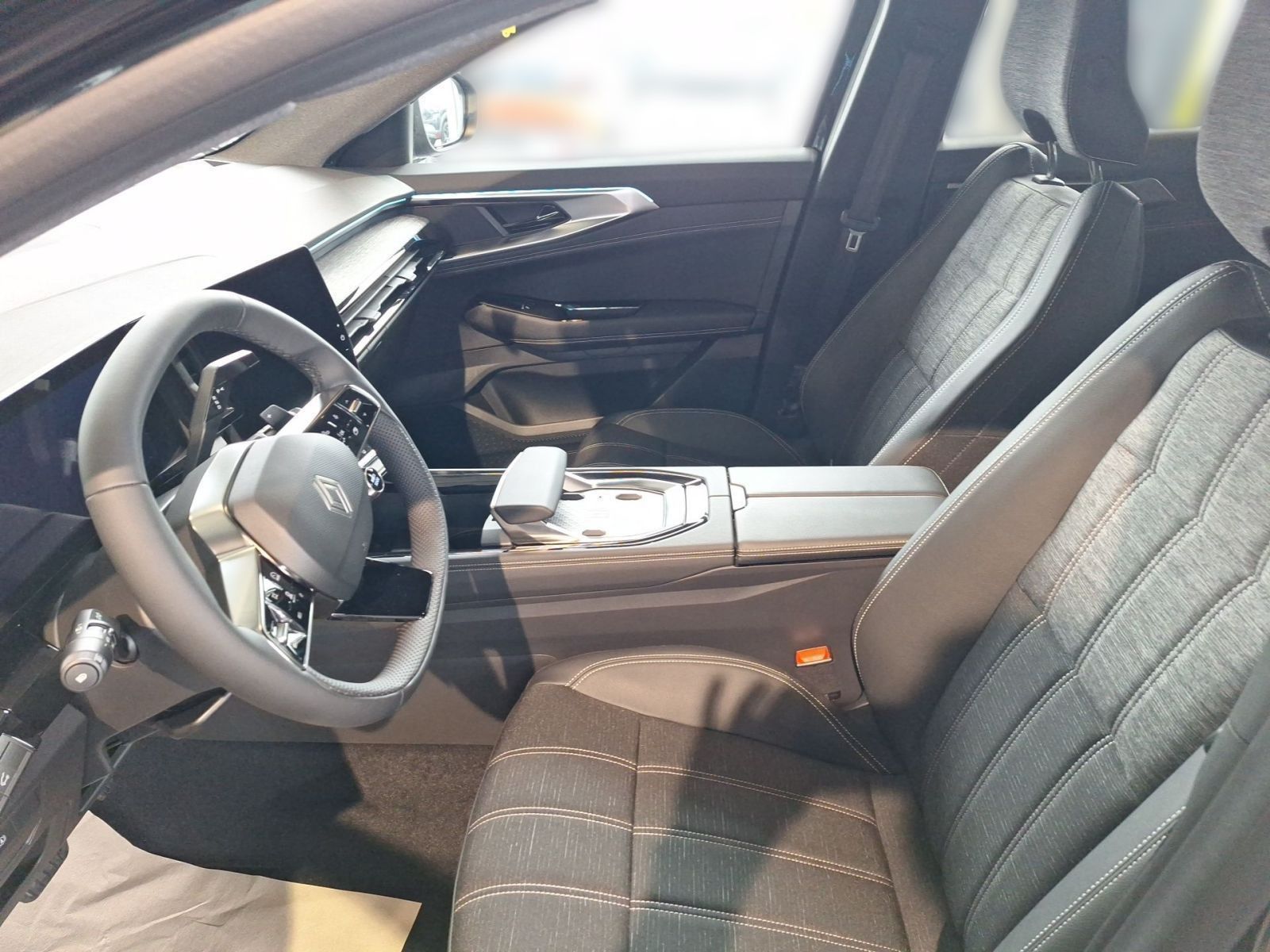 Fahrzeugabbildung Renault Austral Techno TCE 160 EDC Automatik*AHK*KLIMA*N