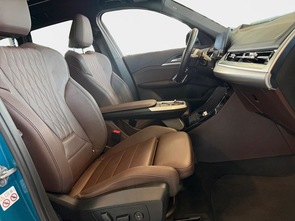 BMW iX1 xDrive30 M Sport AHK+ACC+Individual+Pano+ foto 15