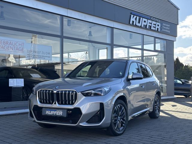 BMW iX1 xDrive30 Sportpaket AHK*ACC°360°Cam°beh.LLK