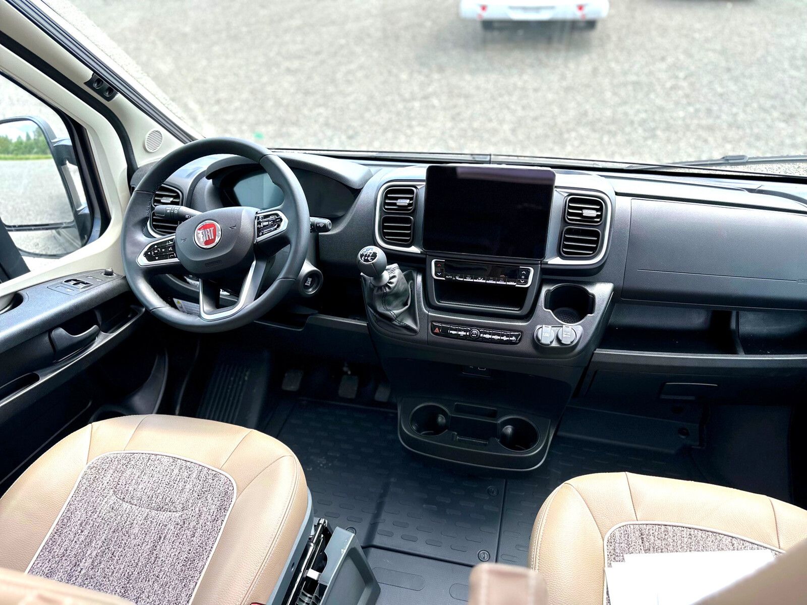 Fahrzeugabbildung Malibu Van comfort 640 LE R1-1