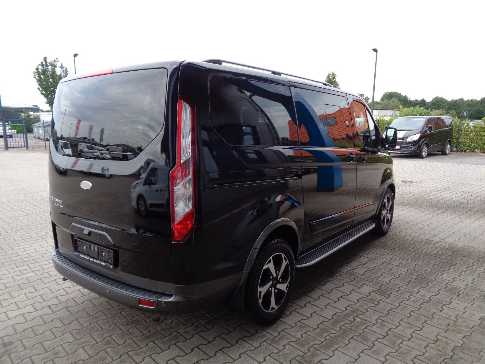 Ford Tourneo Custom Active 8-Sitzer Automatik foto 3