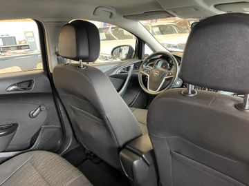 MYAUTOCENTER – Gebraucht- und Jahreswagen mit Werkstattservice in Pfaffenhofen Opel Astra J Lim. 5-trg. Selection *Klima*Navi*SHZ*
