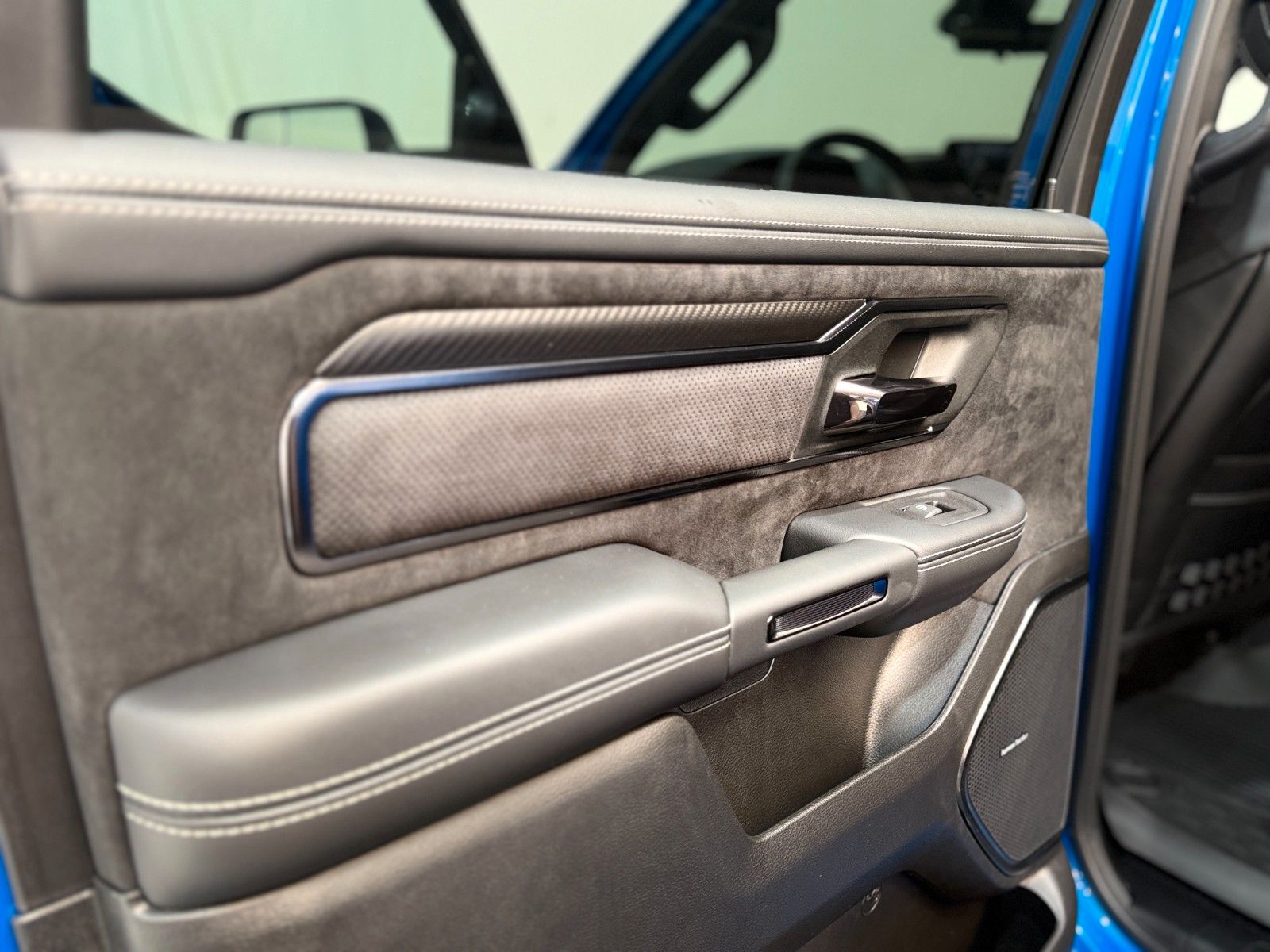 Fahrzeugabbildung Dodge RAM 1500 RHO H/O