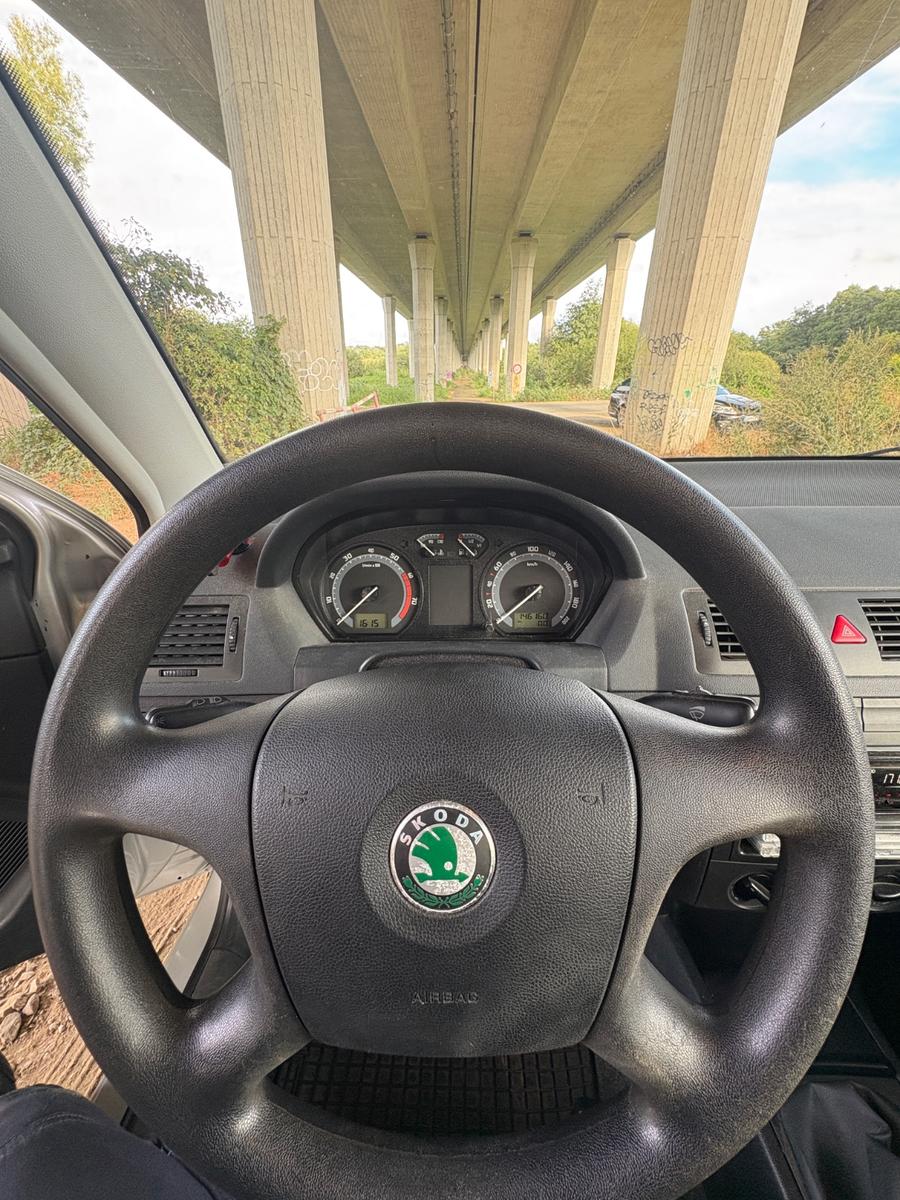 Skoda Fabia 2005 — photo 12