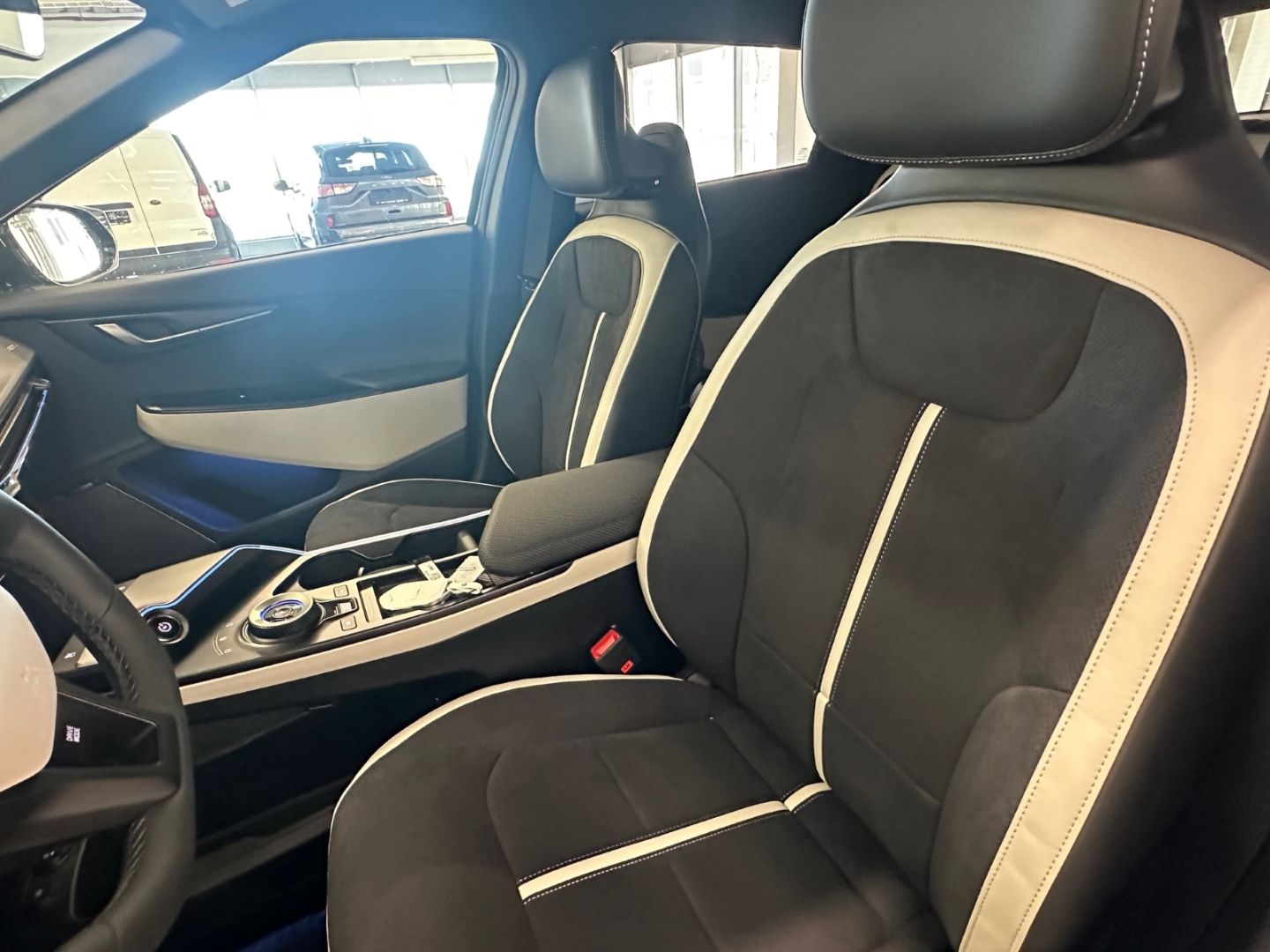 Fahrzeugabbildung Kia EV6 GT-Line 4WD 84 kWh Pano Head-Up LED Wärmepum