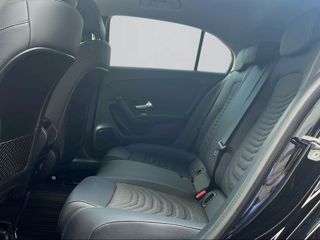 Mercedes-Benz A 200 d Advanced Navi LED Kamera Klimaautom DAB foto 10