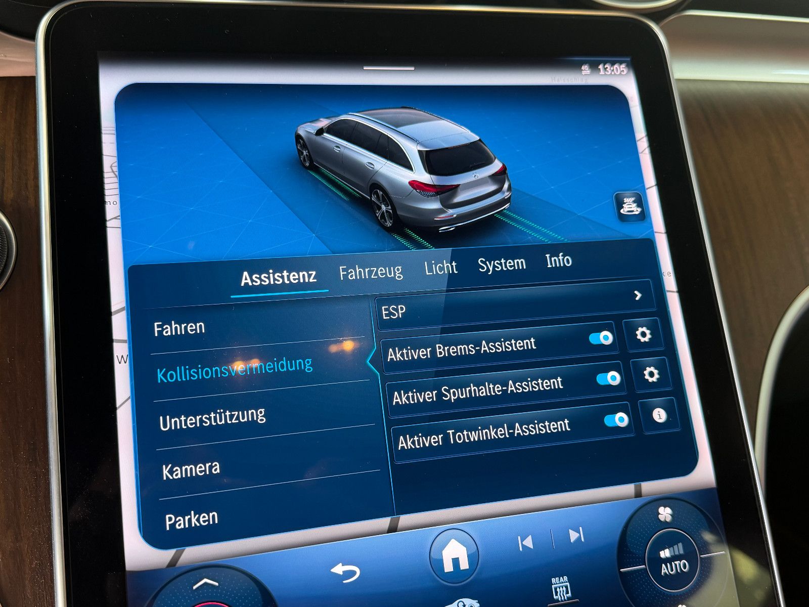 Fahrzeugabbildung Mercedes-Benz C 220d T /KEYLESS/MEMORY/KAMERA/AMBIENTE/ACC++/