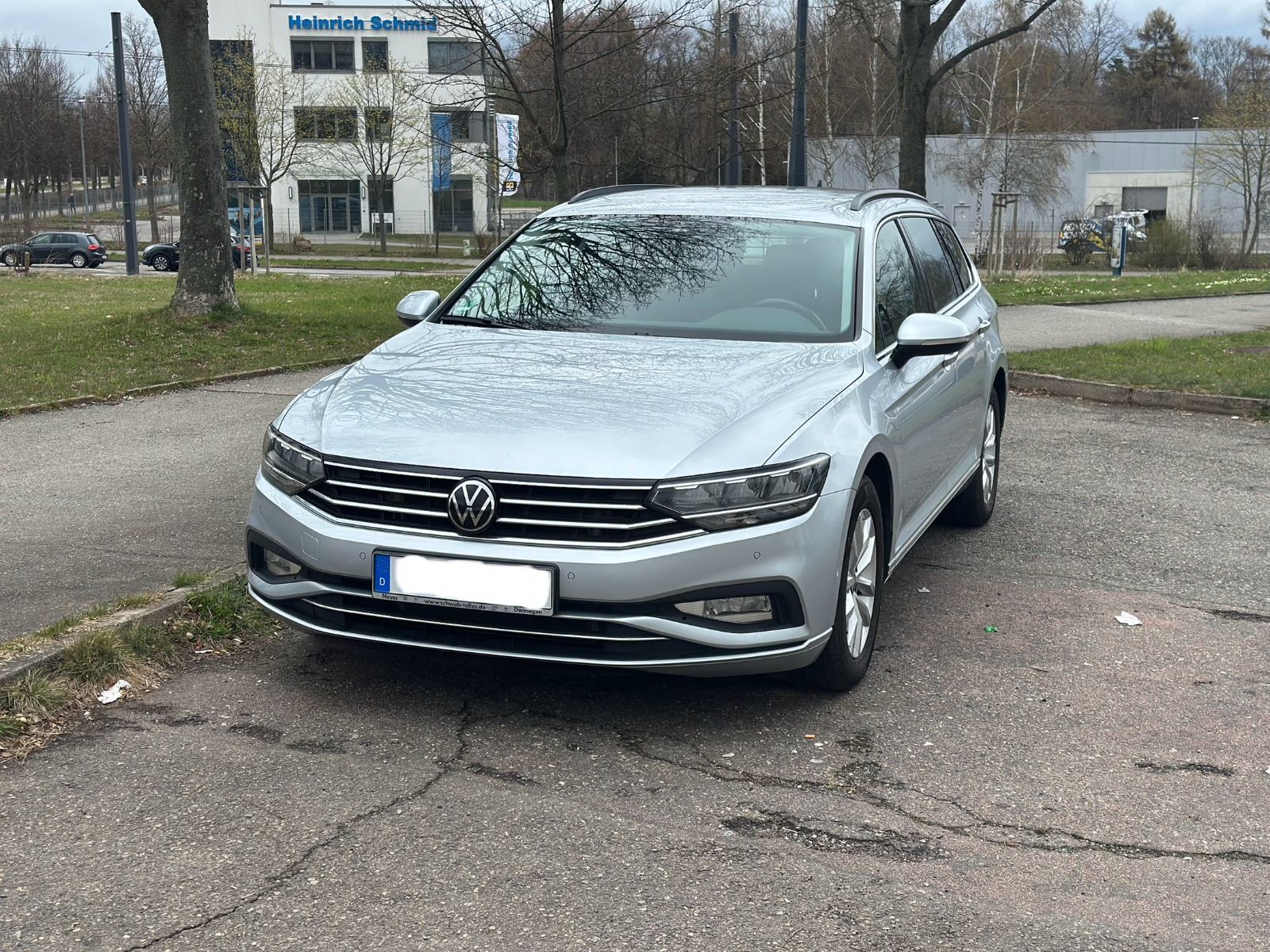VW Passat Variant 2.0 TDI SCR DSG Business Vari...