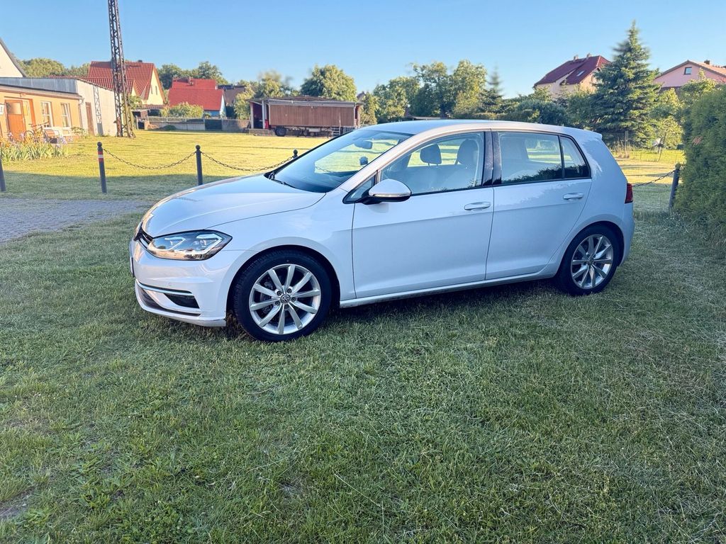 Image of Volkswagen Golf