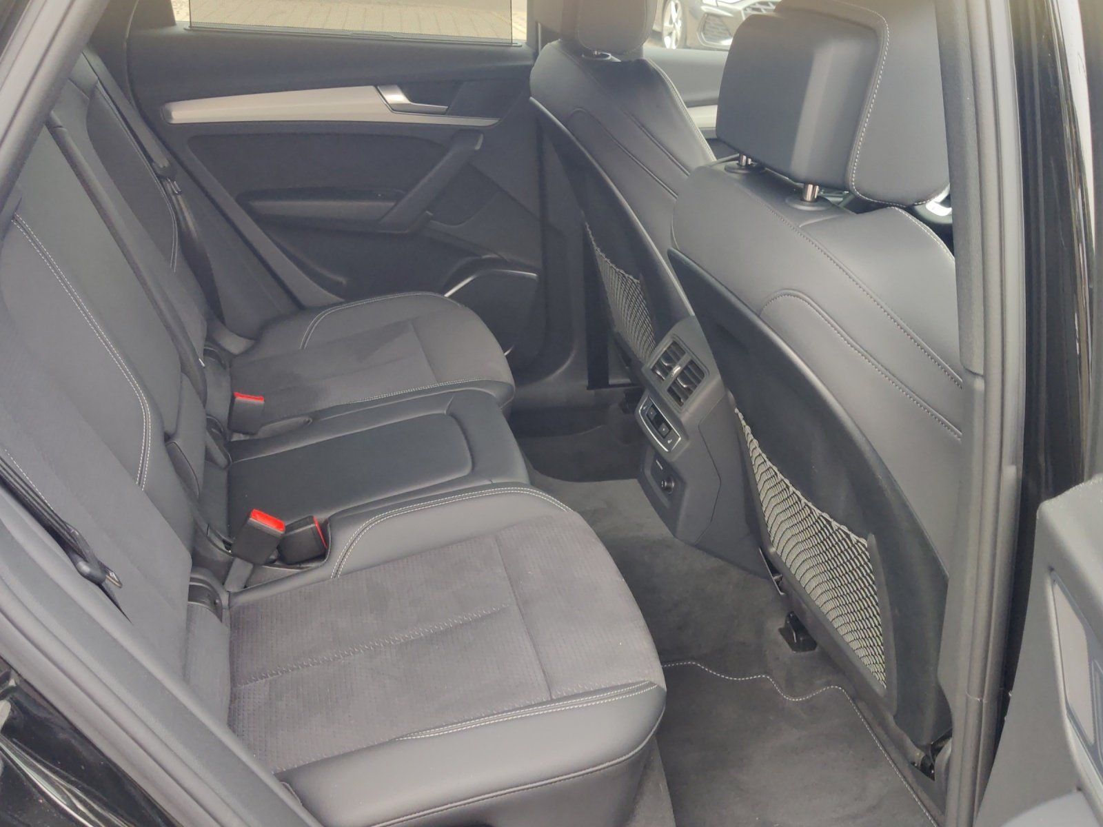 Fahrzeugabbildung Audi Q5 Sportback 40 2.0 TDI quattro S-Line AHK,HUD