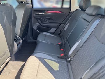 Volkswagen Tiguan - 9