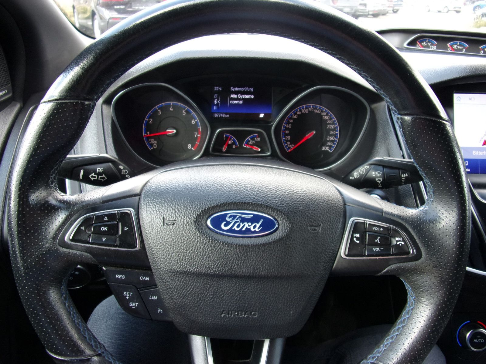 Ford Focus Lim. RS Blue & Black Scheckheft foto 15