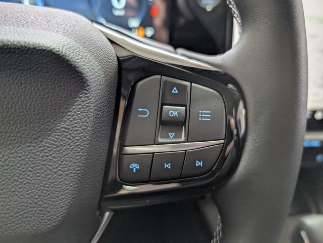 Ford Puma Titanium Automatik NEUES MODELL