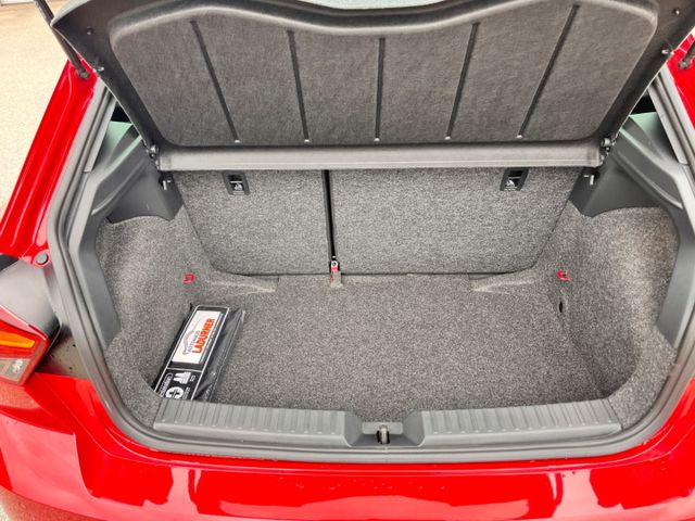 Ibiza FR1.0lTSI DSG SHZ+PDC+WinterPaket+Navi+LED