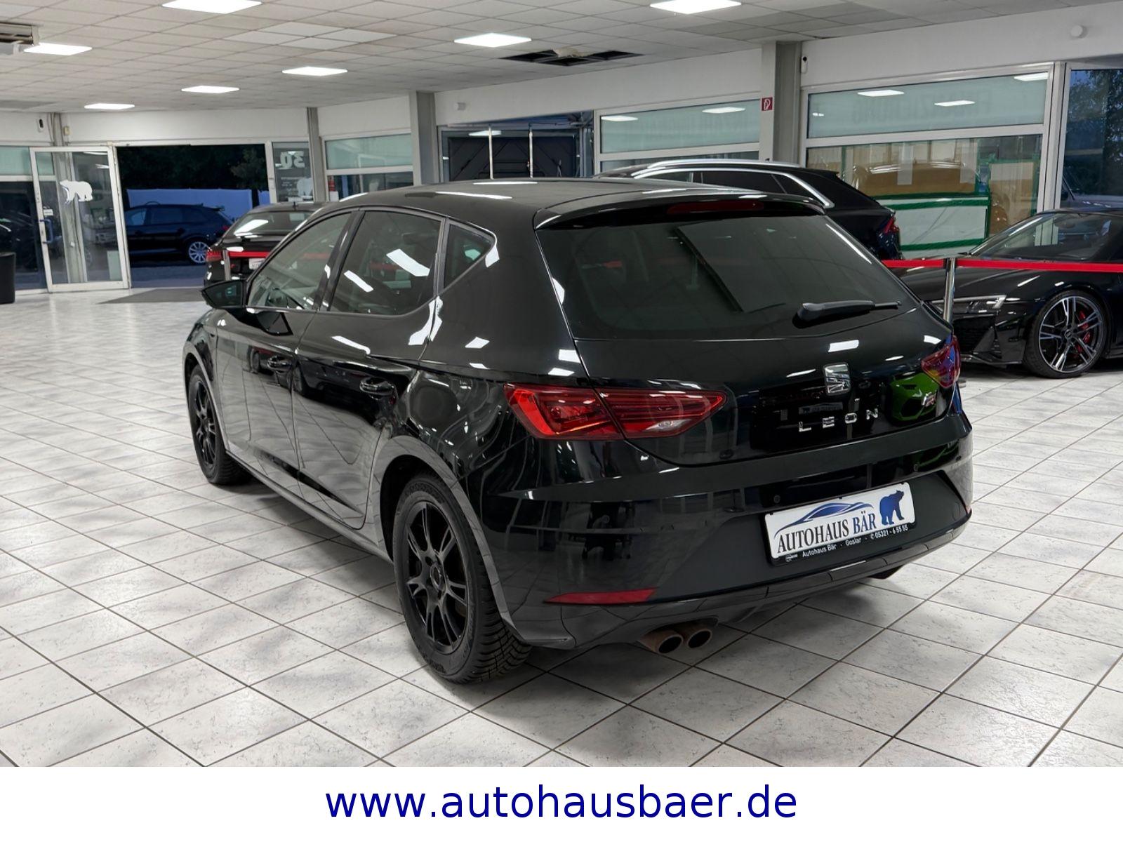 Seat Leon FR PANO*LED*SHZ*SEAT SOUNDSYSTEM*GARANTIE