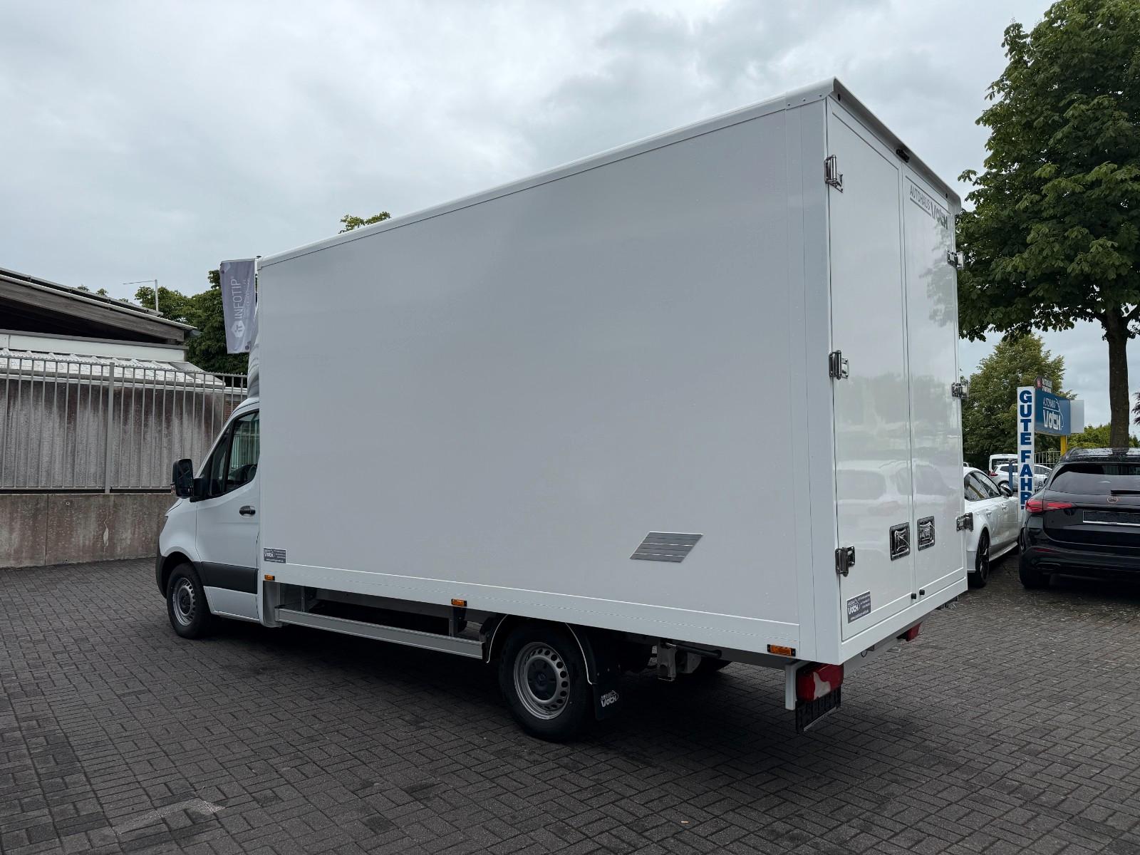 Mercedes-Benz Sprinter 317 Koffer mit Portaltüren 4600mm