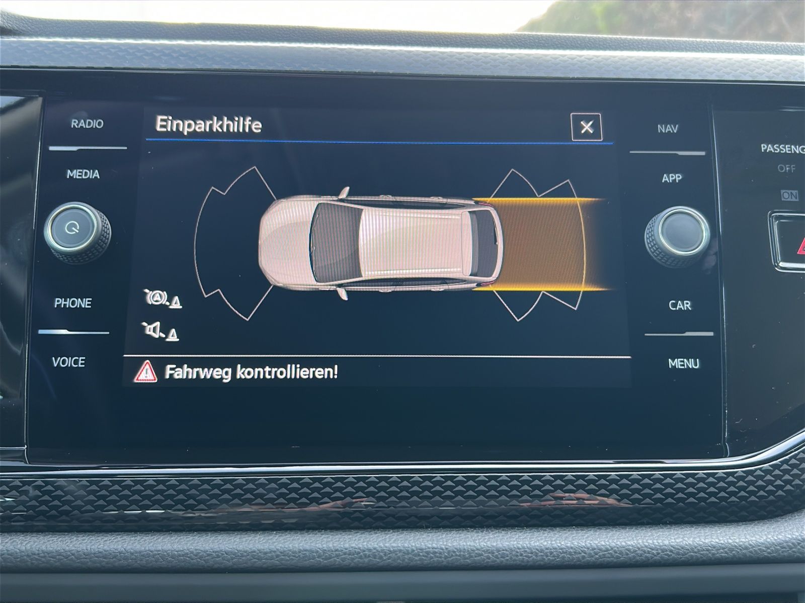 Fahrzeugabbildung Volkswagen Taigo TSI Life LED AID NAVI PDC SHZ LM