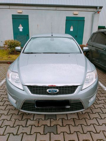 Ford Ich verkaufe mein Auto Ford mondeo mit neu...