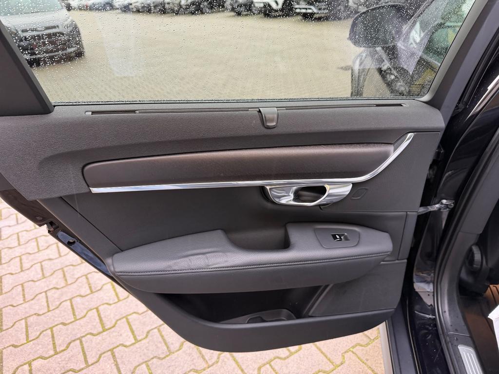 Volvo V90 Cross Country