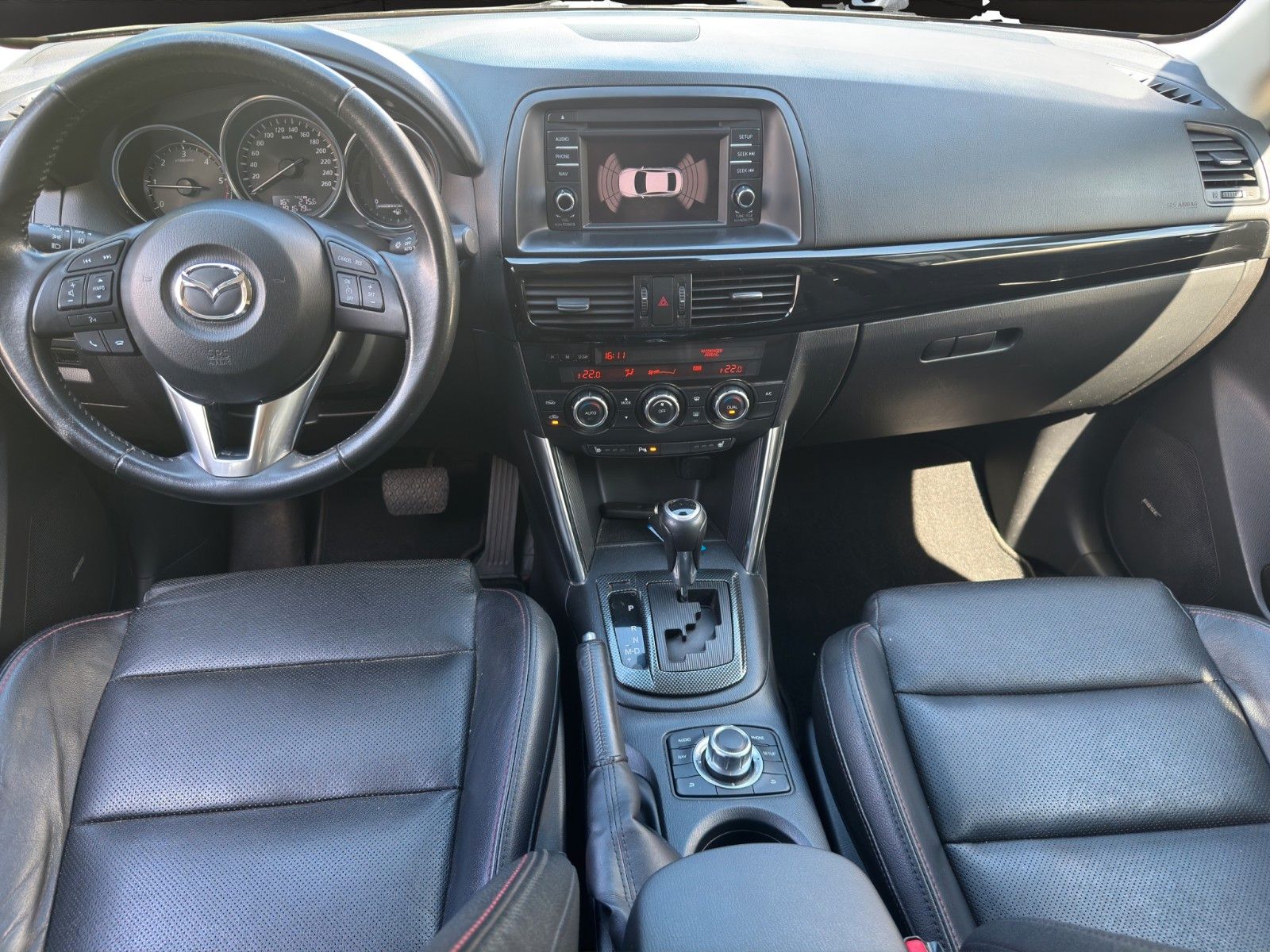 Fahrzeugabbildung Mazda CX-5 Sports-Line AWD Automatik/Leder/Navi/Xenon