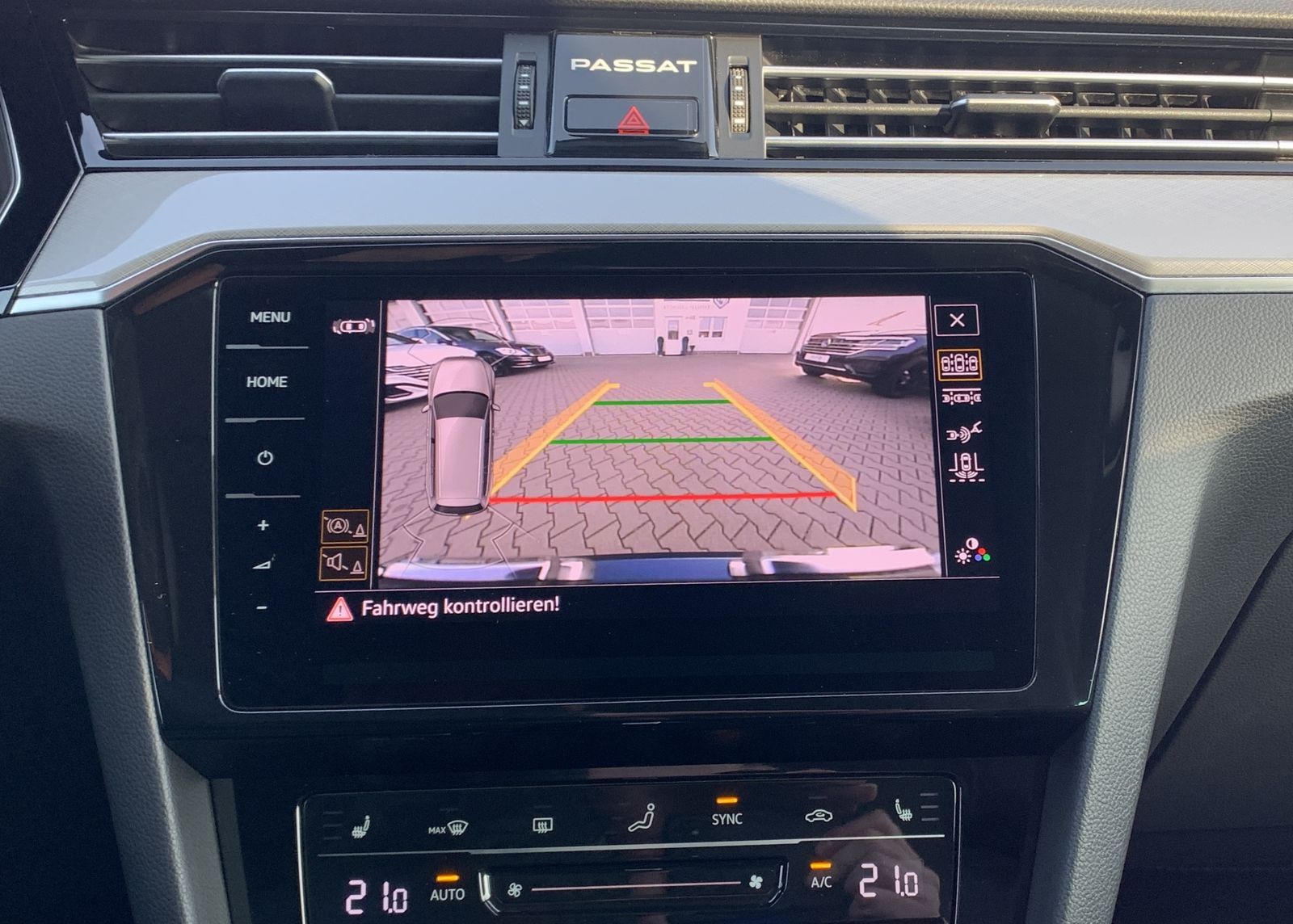 Fahrzeugabbildung Volkswagen Passat Variant 2.0 TDI*Leder*IQ.LIGHT*Cam*Leder*