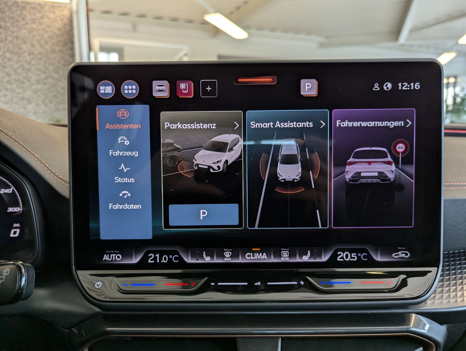 CUPRA Leon 1.5 eTSI Sennh. Matrix Pano Edge/Dynamic - Image 25