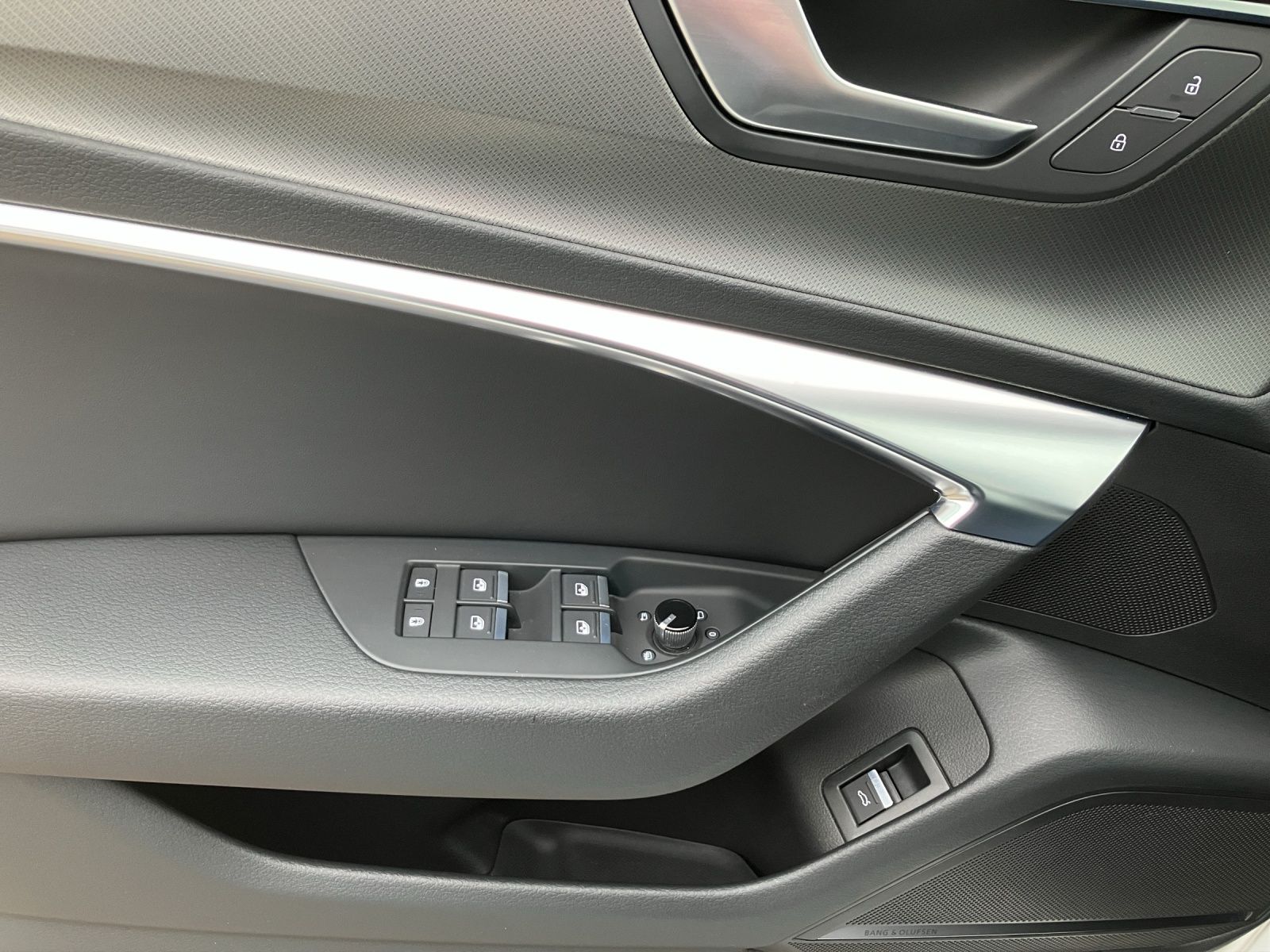 Fahrzeugabbildung Audi A6 Avant 40 TDI quattro sport