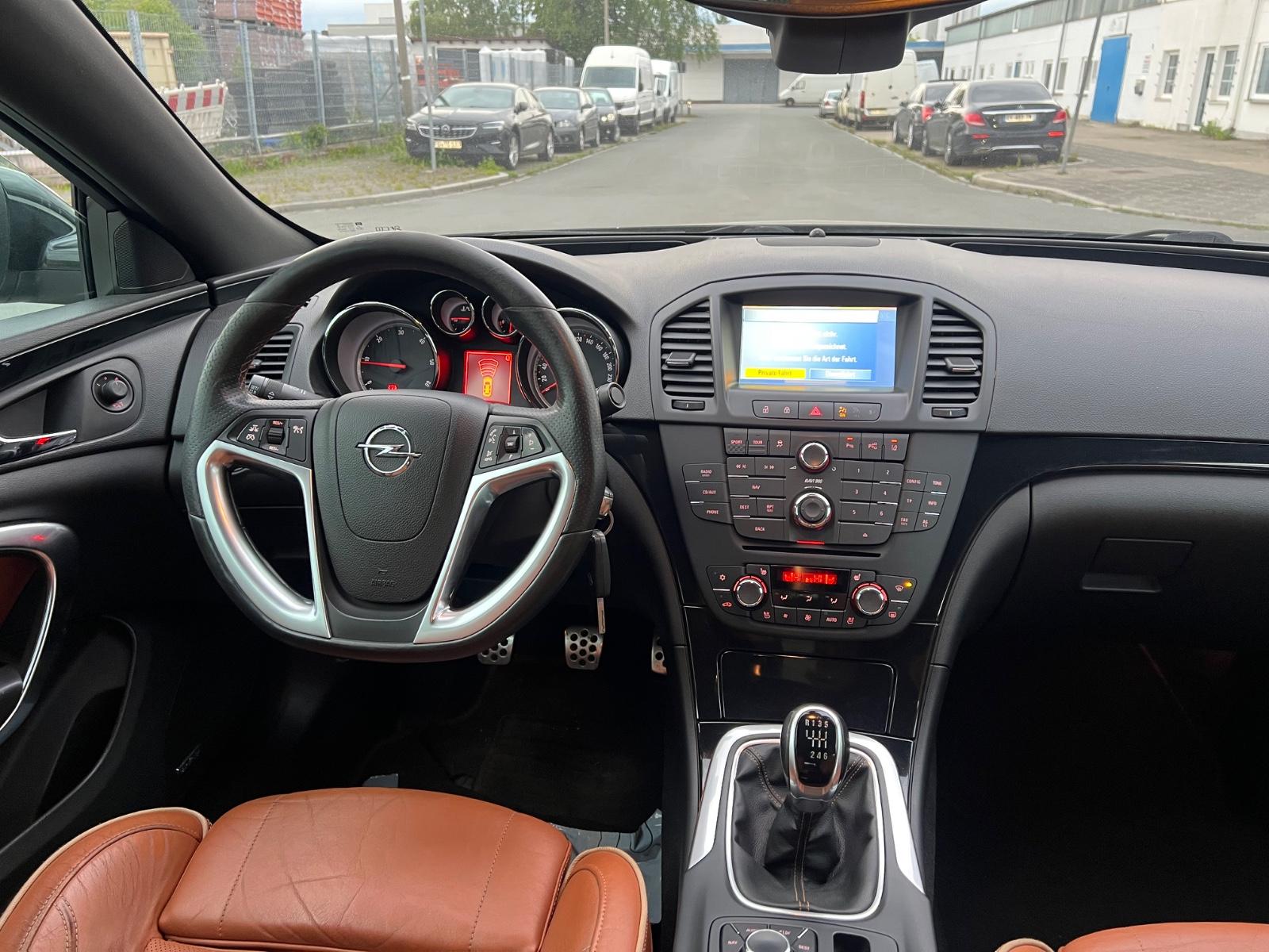 Opel Insignia Innovation 4x4 Limousine Leder Navi2440