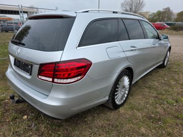 Mercedes E 220 - 4