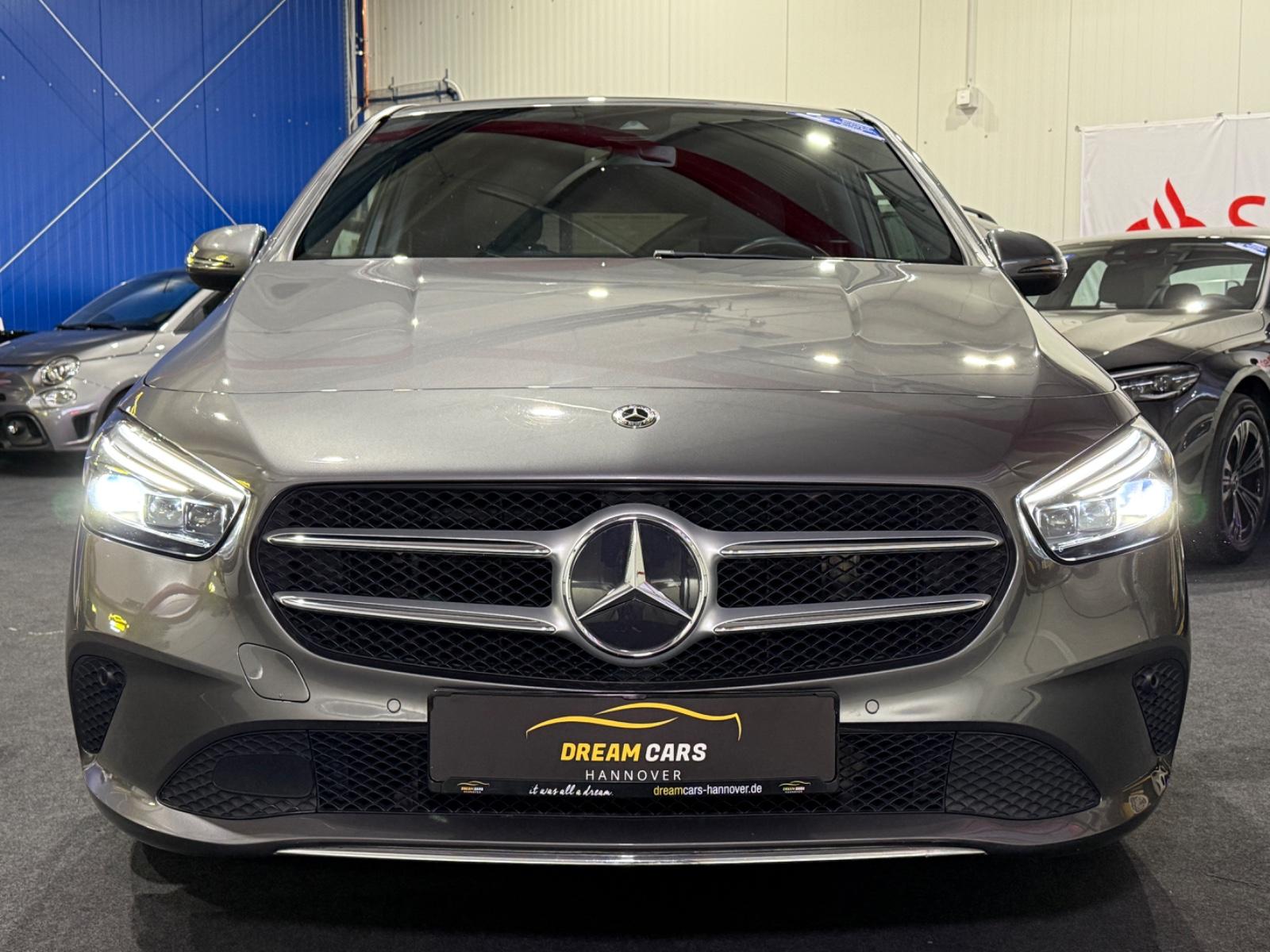 Mercedes-Benz B 200*AHK*KAMERA*MULTIBEAM-LED*NAVI*SHZG*ALU*USB