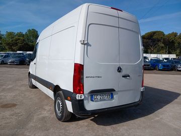 Mercedes Sprinter - 9