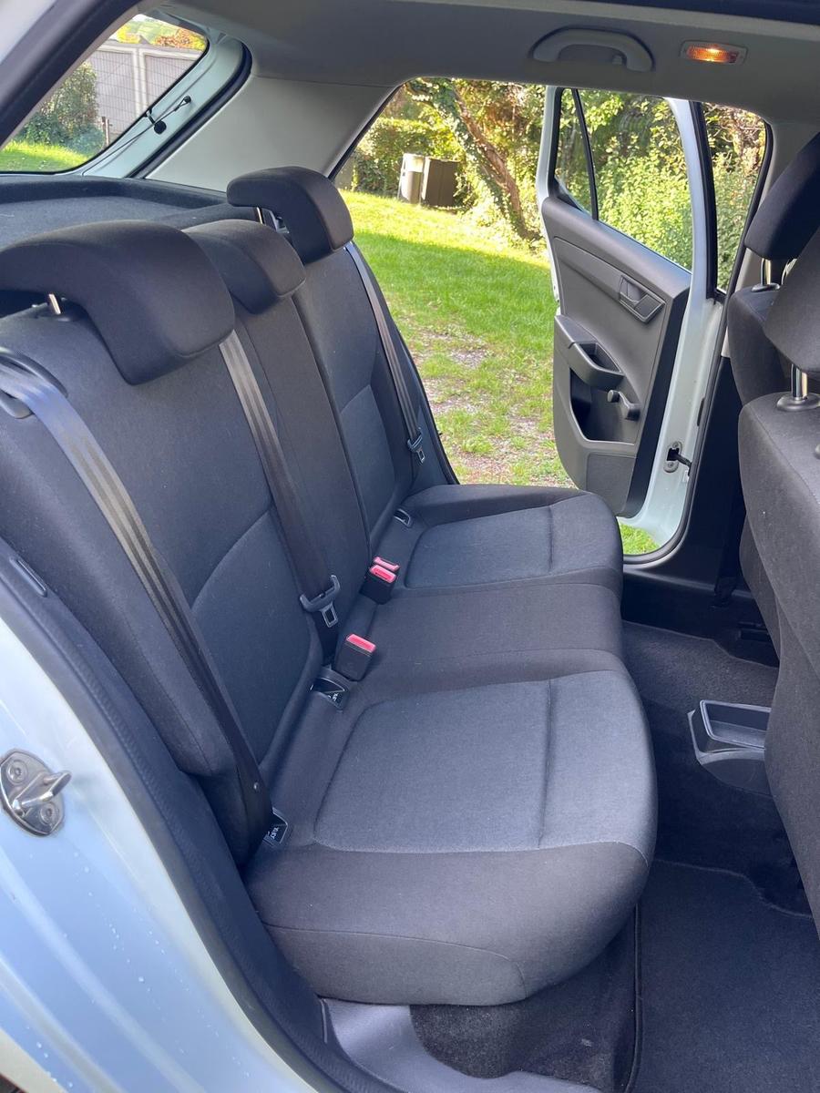 Skoda Fabia mit Sitzheizung und Apple CarPlay 