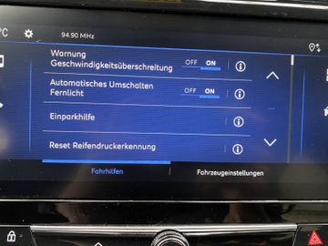 Bild 16 Opel Corsa Edition 1.2 Hybrid AT/SHZ+LHZ/PDC v+h+CAM/