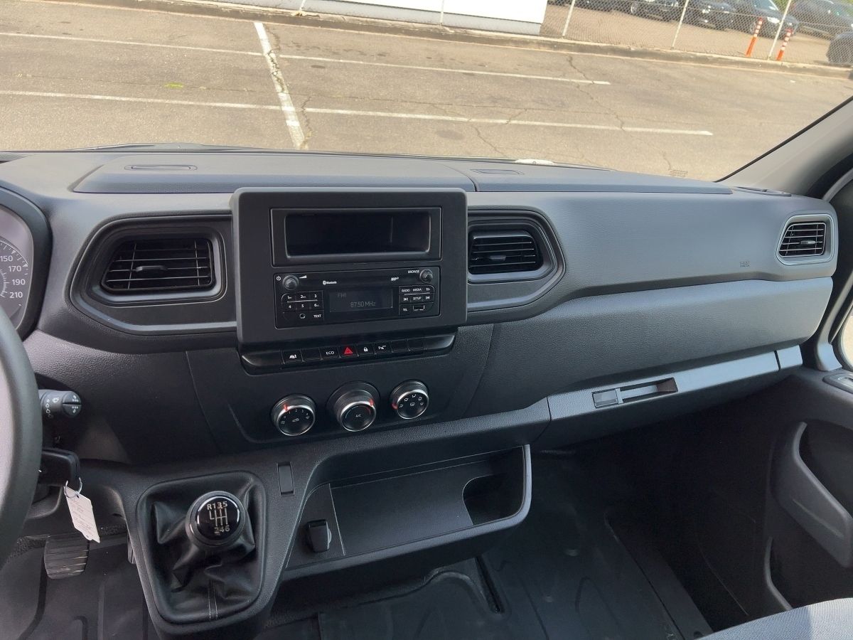 Renault Master - Bild 10