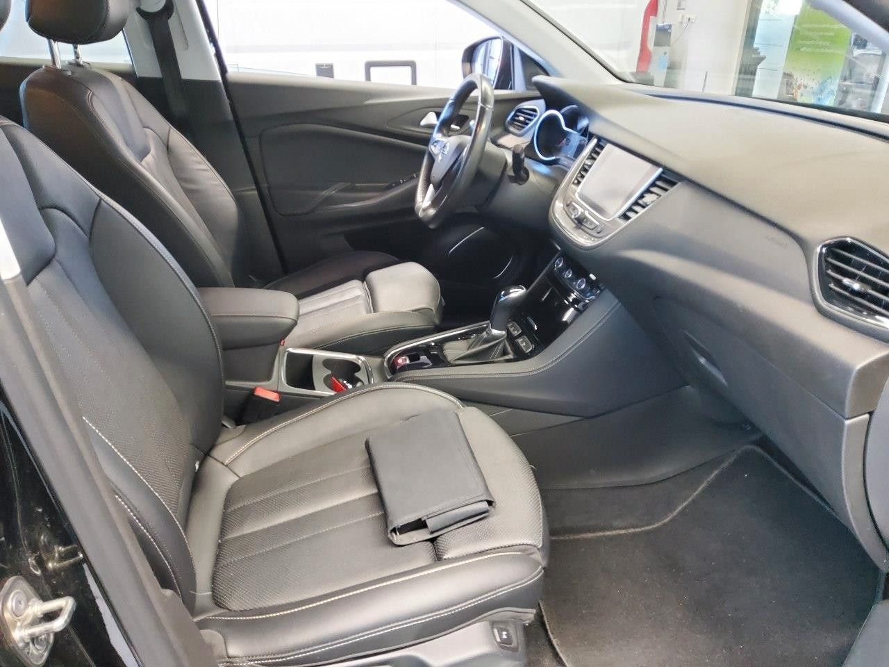 Fahrzeugabbildung Opel Grandland (X) 1.5D ULTIMATE NAVI/LED/360°/SPORT