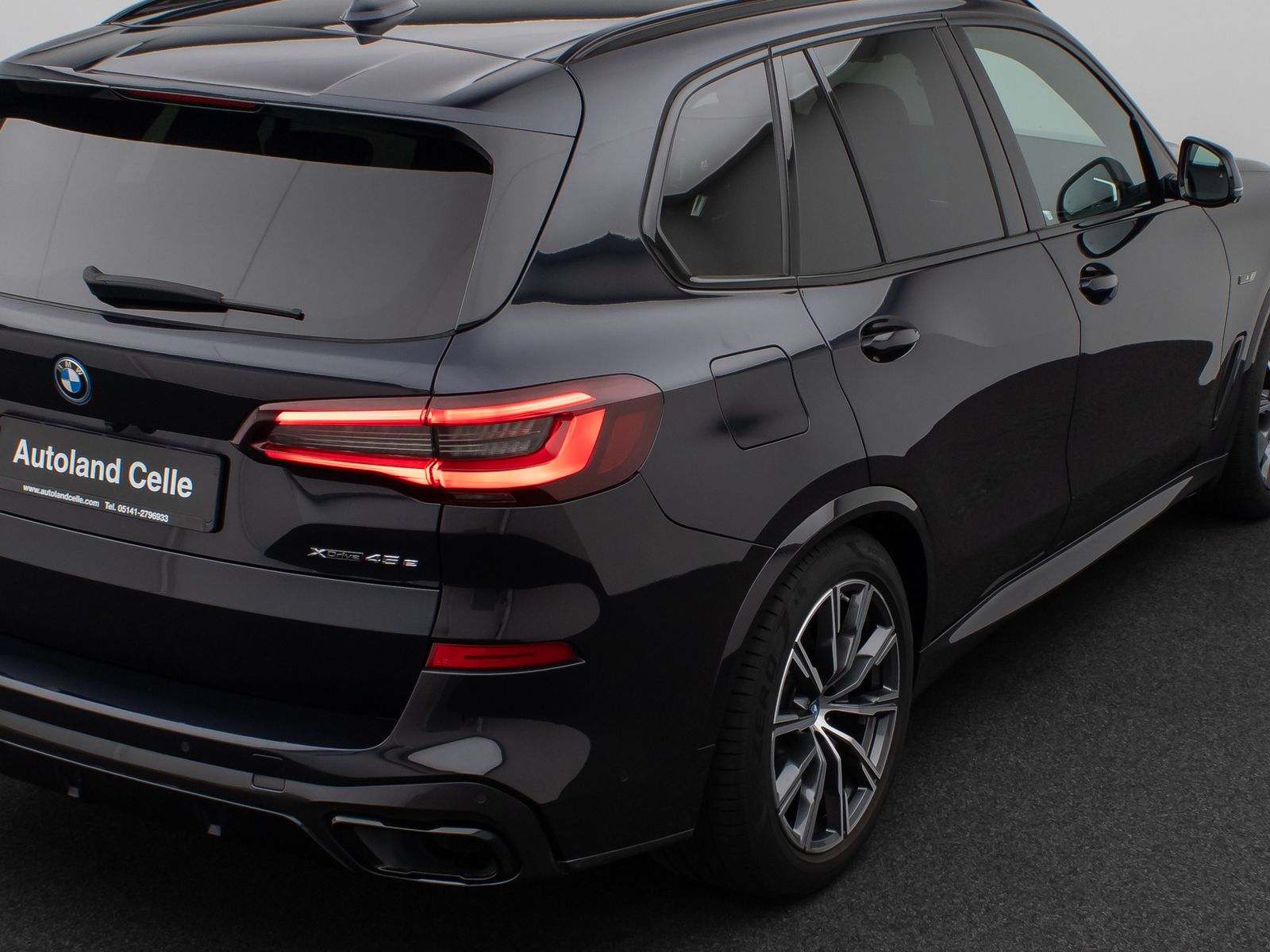 Fahrzeugabbildung BMW X5 xD45e M Sport Laser 360°HUD DAB HiFi SoftClos