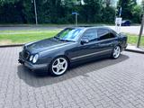 Mercedes-Benz E 280 ELEGANCE *Aut *Xenon kein Rost! - gebrauchte Mercedes-Benz E 280 aus dem Jahr 2000