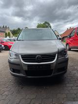 Volkswagen Touran CrossTouran DSG Springt schlecht an
