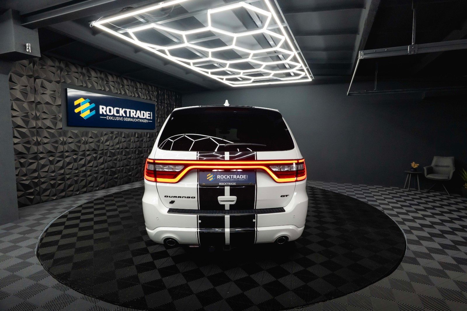 Fahrzeugabbildung Dodge Durango 3.6 V6 GT 4x4 SRT Night-Paket Modell 22
