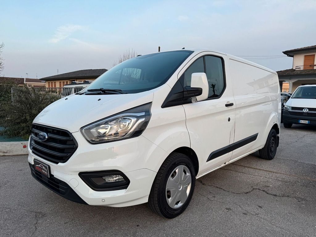 Image of Ford Transit Custom
