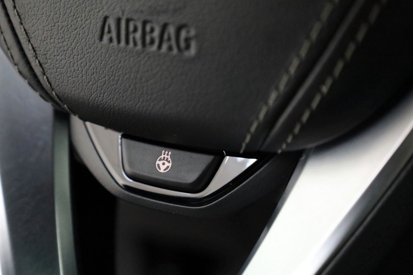 Fahrzeugabbildung BMW X5 xDrive 30d Leder,Navi,LED,PanDach,HeadUp,360°