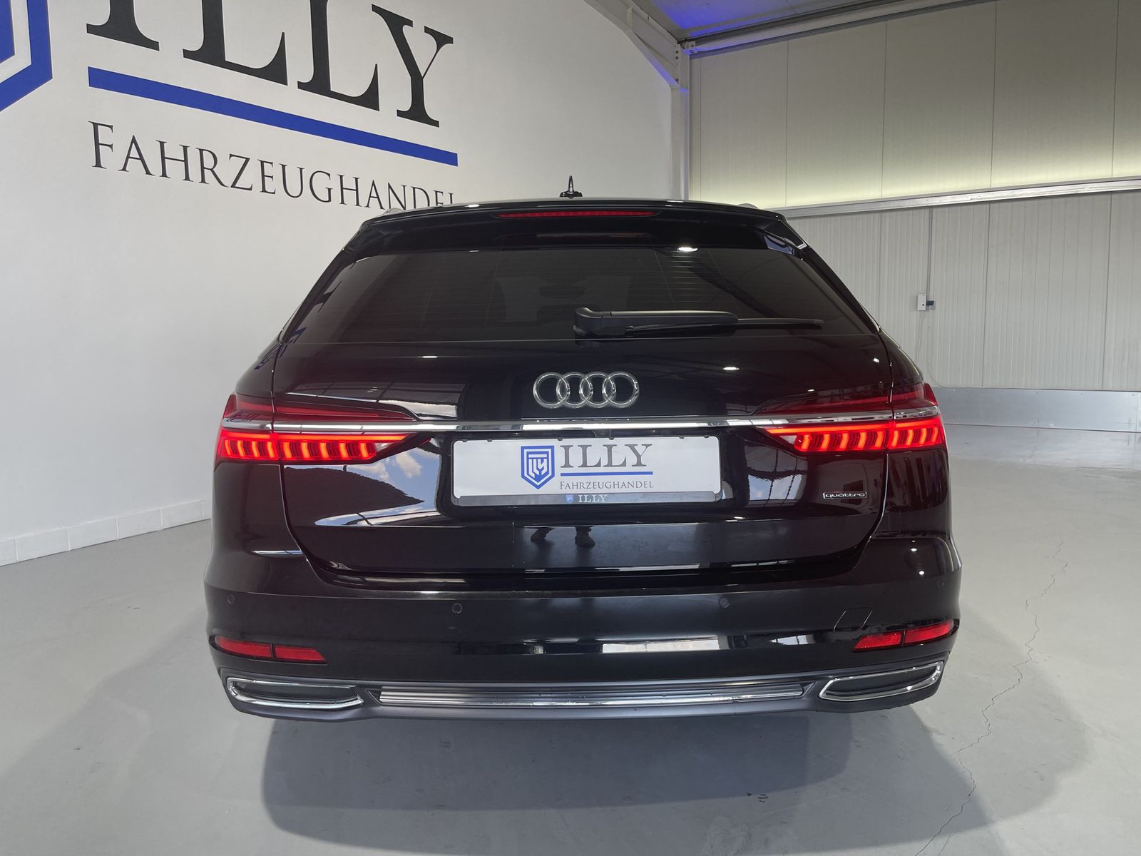 Fahrzeugabbildung Audi A6 50 TDI*Quattro*AHK*LED-Matrix*Leder*Cam*Pano*