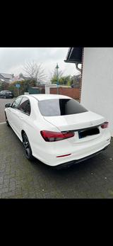 Mercedes-Benz E 220 d Autom, AMG Line, Burmester, Night Paket - Mercedes-Benz E 220 in Krefeld